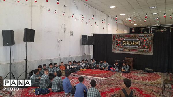 ایستادگی و یادگیری فراتر از یک درس 