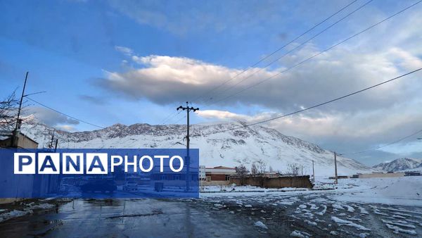 بارش اولین برف پاییزی در روستای نورآباد شازند