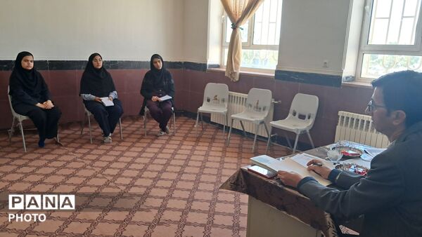 مسابقه مشاعره در شهرستان کاشمر