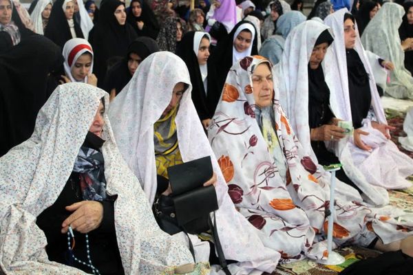 بزرگداشت مقام معلم در نماز جمعه گلوگاه 