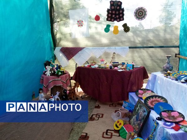 افتتاح نمایشگاه ماها در دبستان ۲۲ بهمن تربت‌جام 