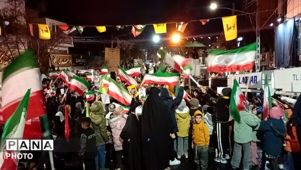 اجتماع مردم ملایر و تجدید بیعت با آرمان‌های انقلاب