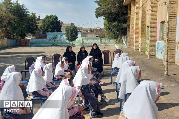 طنین زنگ مهر در مدارس فیروزکوه