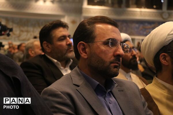 سی و سومین اجلاس سراسری نماز در حرم مطهر رضوی -1