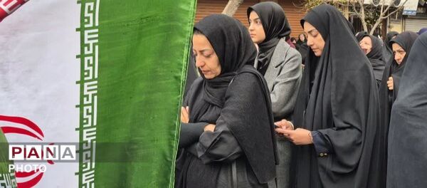 ما همه خونخواه پدر و گوش به فرمان پسر 