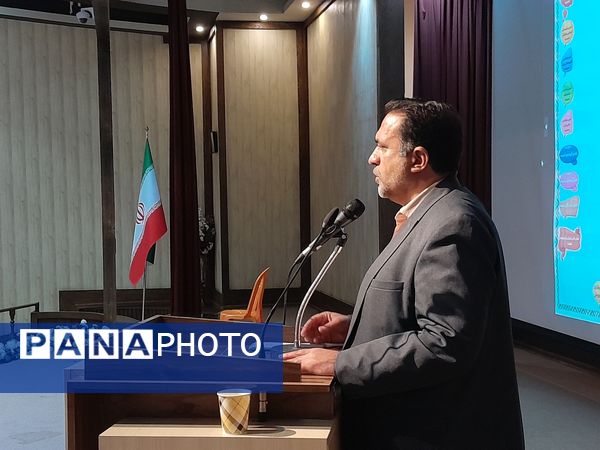  نشست دانش‌افزایی مدیران و معاونان پرورشی مدارس شهرستان تربت حیدریه 