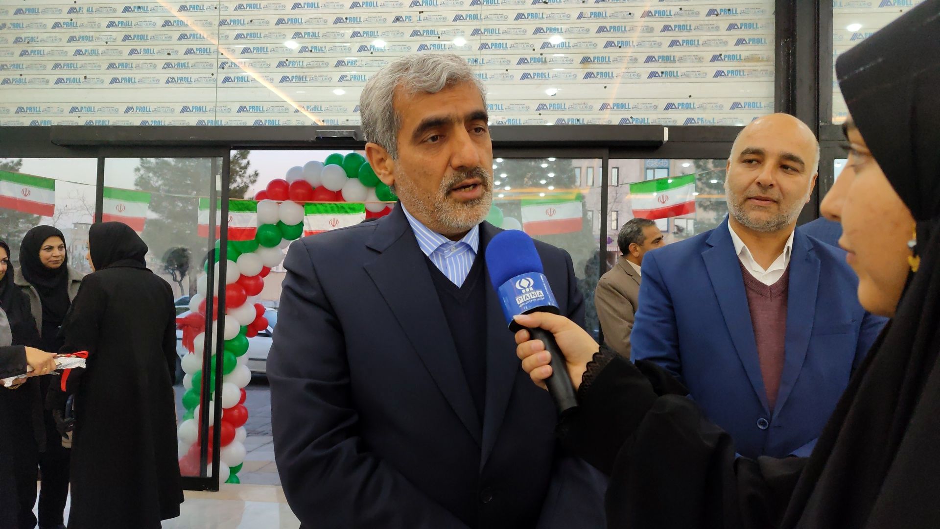 فضای تعلیم و تربیت آموزش و پرورش جلوه ایثار و گذشت است