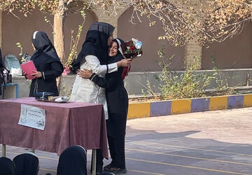 دبستان ابطحی میزبان یکی از فرشتگان سپیدپوش