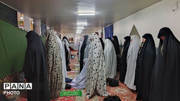 اقامه نماز عبادی سیاسی جمعه در شهر دارالسادات بار نیشابور 