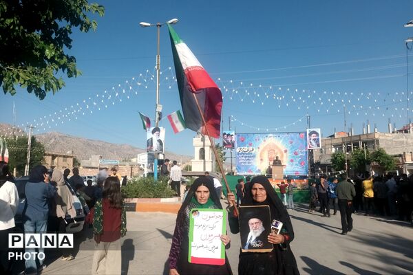 خیابان‌های لردگان، غرق در نور غدیر