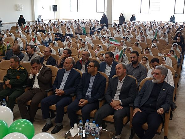 برگزاری آیین جشن عاطفه‌ها در زنجان 