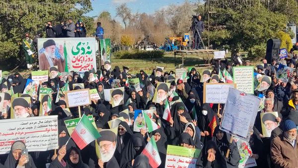 مراسم نهم دی روز ایمان و بصیرت در اصفهان