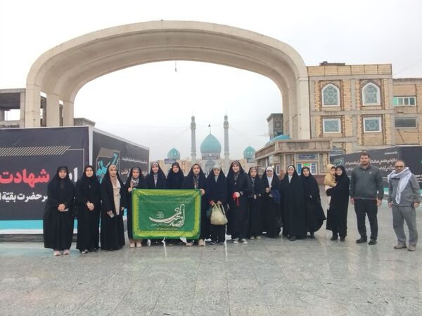 اعزام دانش‌آموزان شهرستان دره شهر به اردوی زیارتی قم