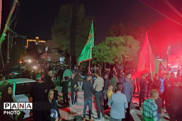 مراسم شام غریبان سالار شهیدان  در حسینیه شهدای شهر بار