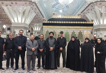 اجتماع دانش‌آموزی «باید برخاست» در مرقد امام خمینی (ره)