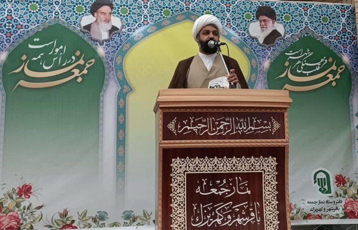 اولین گام در مسیر پیروزی بر دشمن، ترساندن او و نترسیدن از دشمن است
