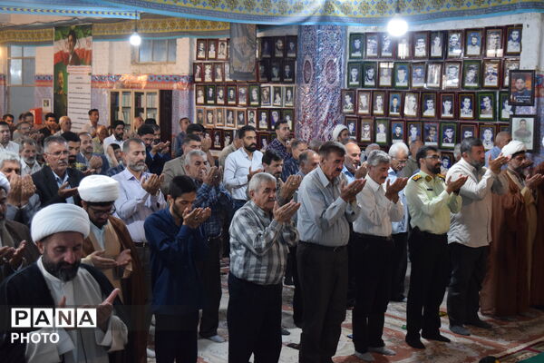 نماز جمعه؛ میعادگاه همیشگی مردم مؤمن و انقلابی فارسان