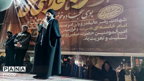 پدر از میان ما رفته ولی پسرش باز علمدار شده 