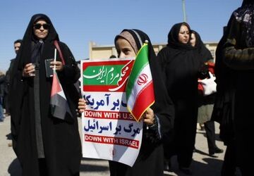 دهه نودی‌های گچساران از دلایل حضور خود گفتند