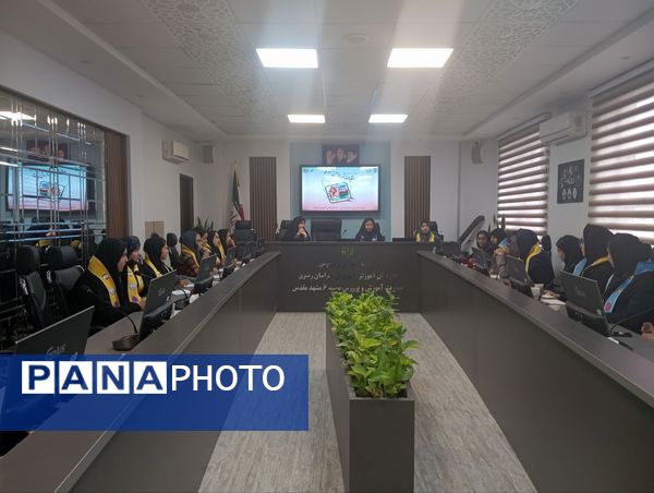 سیزدهمین دوره انتخابات شورای دانش‌آموزی ناحیه شش مشهد