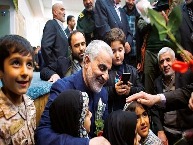 سرداری که دشمن از نامش می‌لرزید و کودکان در آغوشش آرام می‌گرفتند