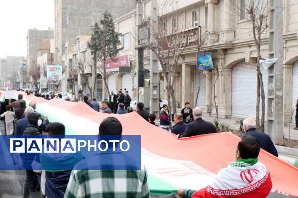 حماسه حضور مردم غیور باقرشهر و کهریزک در راهپیمایی ۲۲بهمن