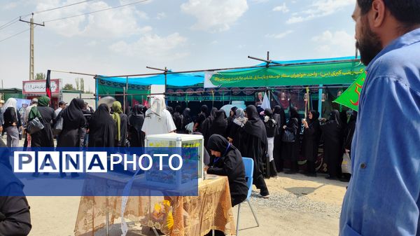 حضور پر شور عزاداران و شهروندان اراکی در پیاده‌روی جاماندگان اربعین 