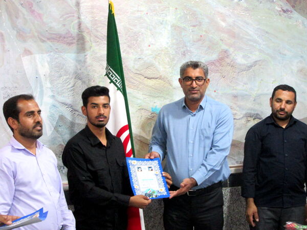 تجلیل از دانش‌آموزان خبرنگار پانای شهرستان بشاگرد 