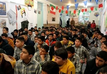دبیرستان حاج‌قاسم سلیمانی میزبان جشن عاشقان مهدی (عج)