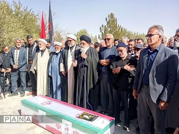 تشییع پیکر شهید محمد مهدی آخوندی در ابراهیم‌آباد