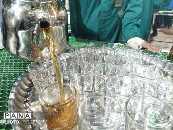 چایخانه فاطمه الزهرا در صد و پنجمین شب از اجتماعات مردمی 