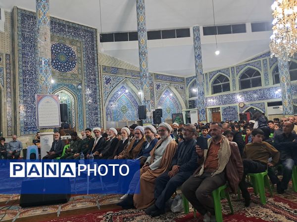 محفل انس با قرآن کریم در مسجد جامع قائمشهر