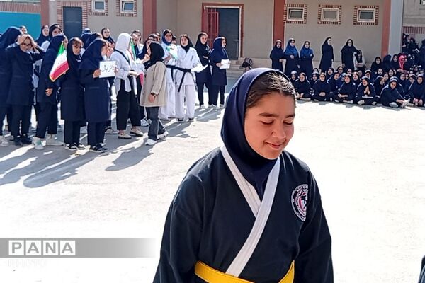 افتتاحیه المپیاد ورزشی درون مدرسه ای در دبیرستان شهید سیدرضی موسوی