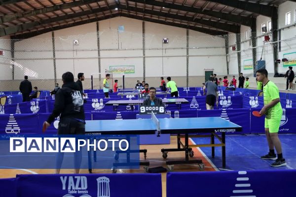  اختتامیه اولین روز از چهل و یکمین دوره مسابقات استانی تنیس روی میز در مهریز