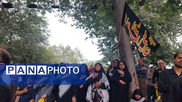 عشق‌به امام حسین همواره در دلهاست