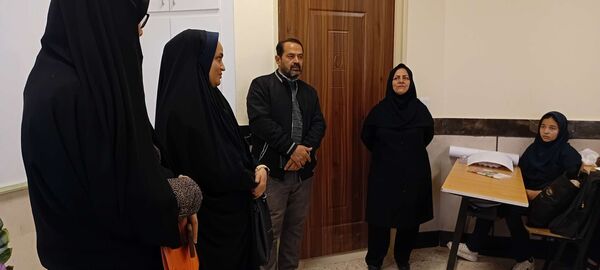 بازدید مسئولین آموزش و پرورش خلیل آباد از دبیرستان مادرمهربان نقاب