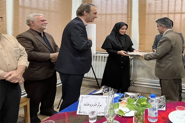 آیین رونمایی از کتاب «قلعه ایرج» در شهرستان پیشوا 