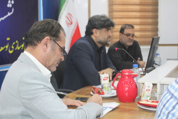 نشست خبری مدیرکل نوسازی توسعه و تجهیز مدارس استان بوشهر