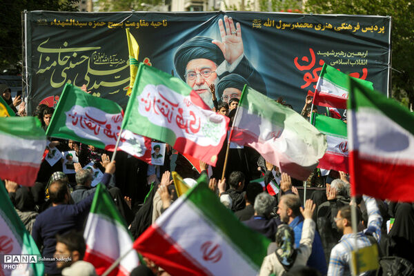  چهلمین روز شهادت رهبر شهید انقلاب اسلامی - تهران/2