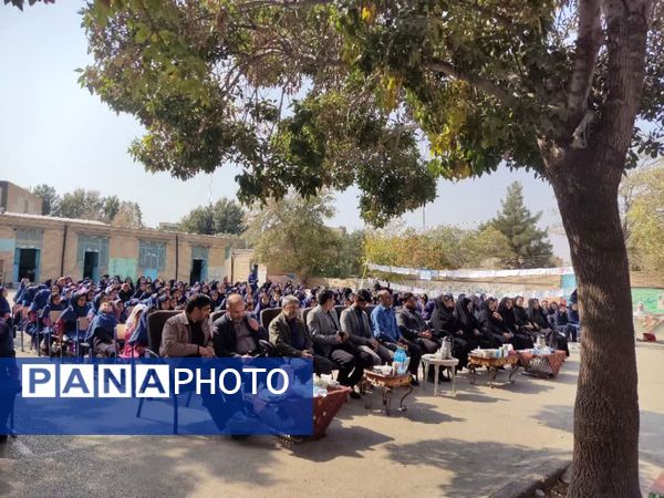جشنواره غذا در مدرسه مدرس شهرستان چناران