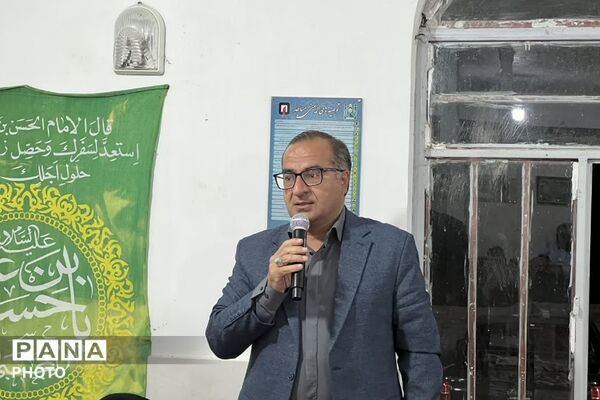 بازدید میدانی فرماندار فیروزکوه از روستا‌ها و پیگیری مطالبات اهالی در نشست با شورا و دهیار