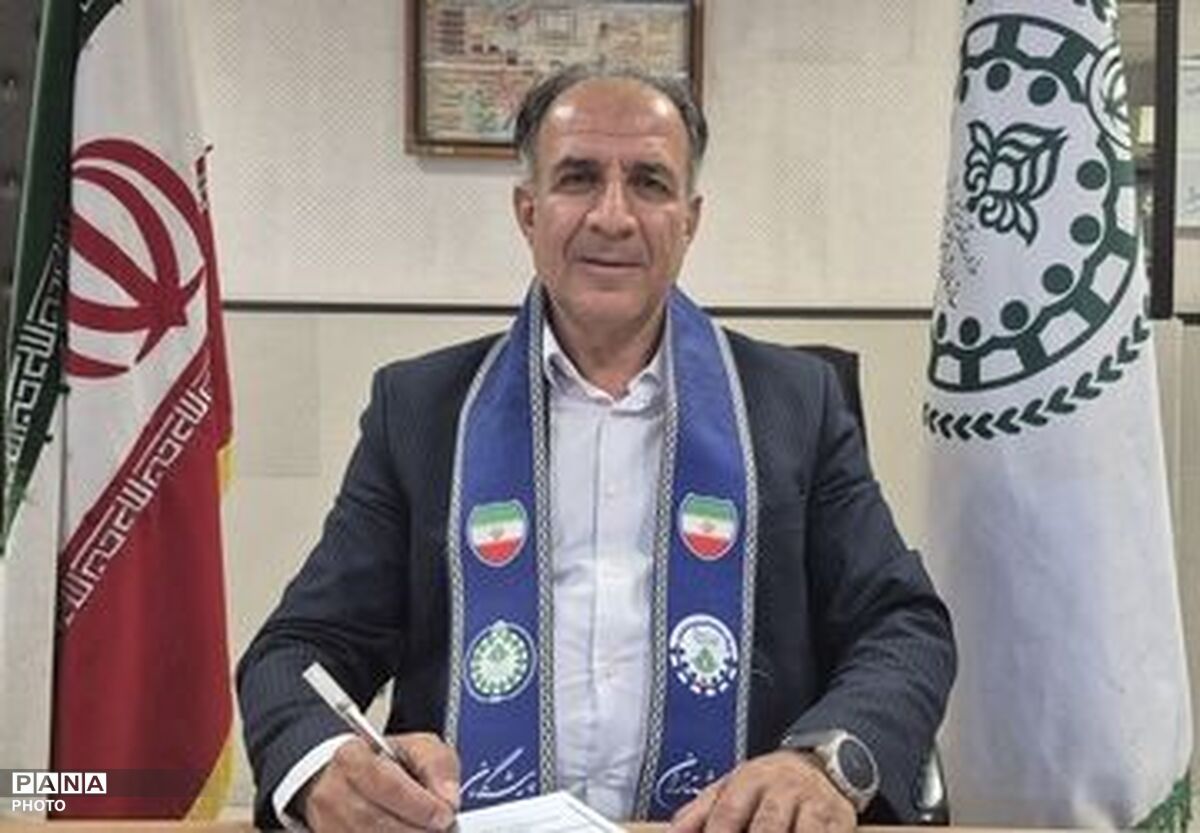 دانش‌آموز استان فارس رئیس هیئت‌رئیسه مجمع دانش‌آموزی کشور شد