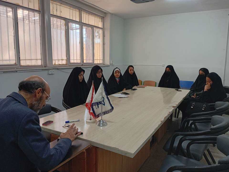 نخستین جلسه راهنمایان خبرنگاری شهرستان خلیل آباد