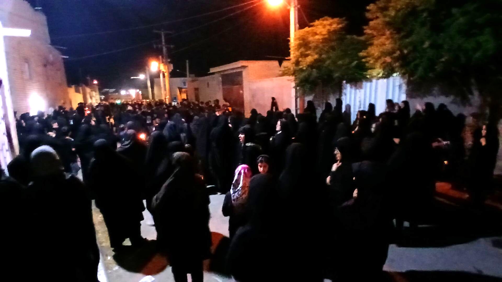  شام‌ غریبان‌ حسینی‌‌ در‌ روستای‌ عشرت‌آباد‌