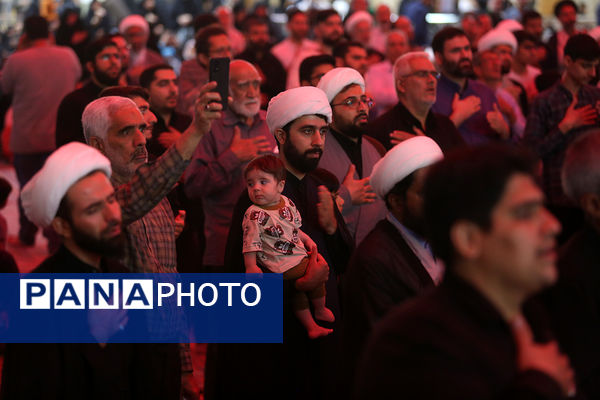 عزاداری شب شهادت امام باقر(ع) در حرم کریمه اهل بیت