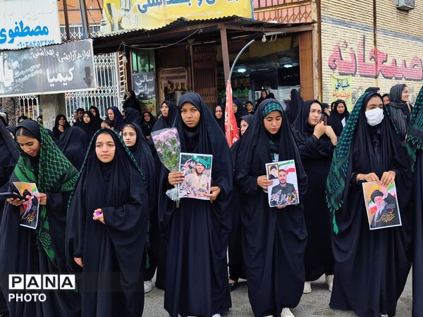 مراسم تشییع پیکر مطهر شهید اسماعیل آزادگرمی در کرمان