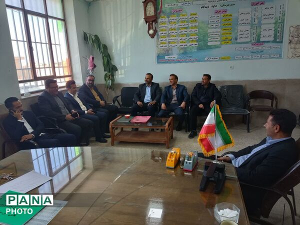 طنین قرآن، عترت و نماز در مشهدمرغاب