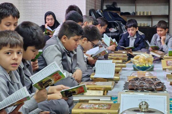 یلدای مهدوی در دبستان بانو ابوالوفا ناحیه دو شهرری 