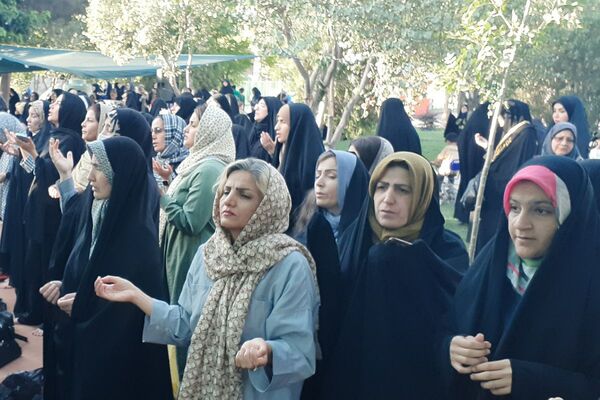  مراسم ختم دعای عرفه کنار مزار شهدای گمنام نسیم شهر 