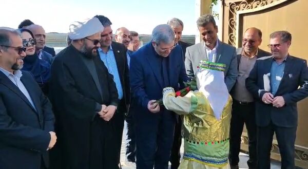  بازدید رئیس سازمان بهزیستی کشور از پروژه نهضت ملی مسکن مددجویان بهزیستی در کاشمر 